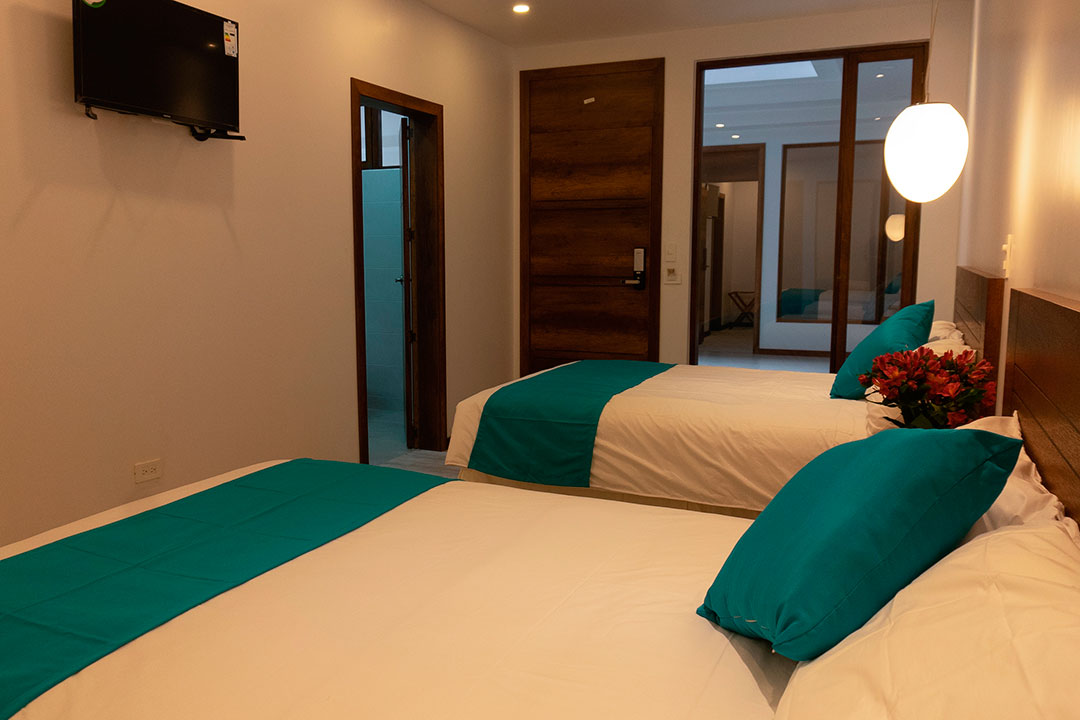 REEC Latacunga Habitaciones