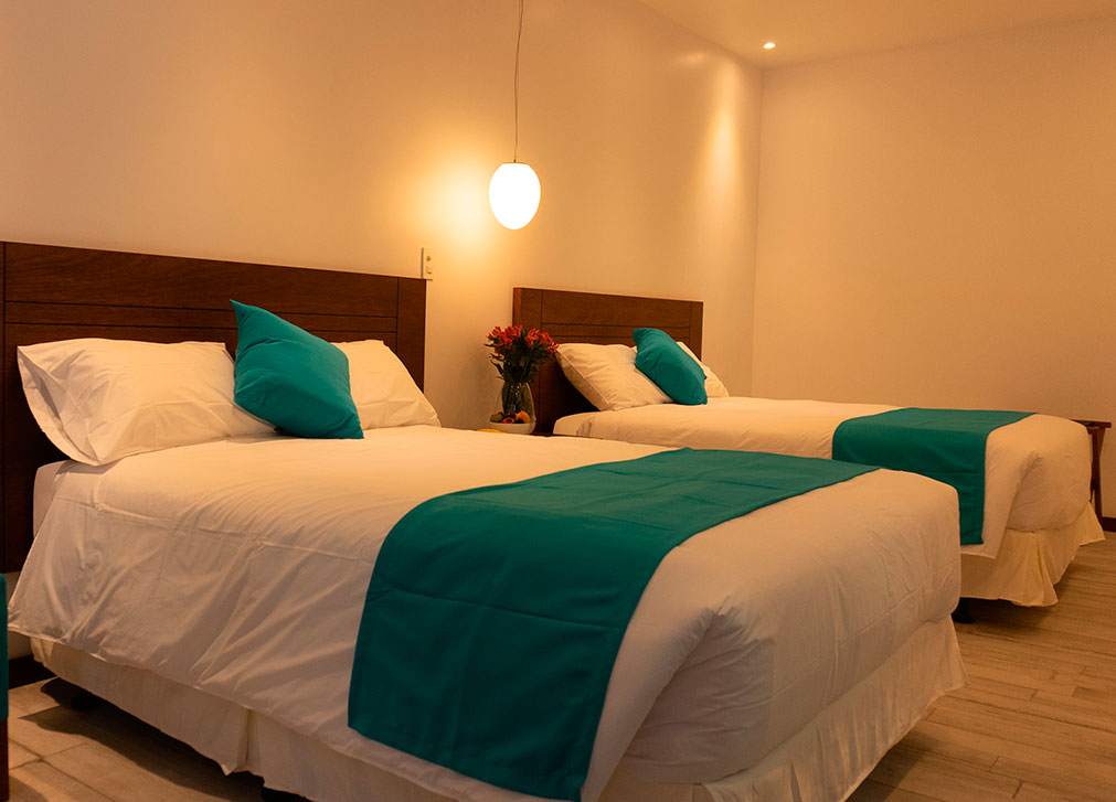 REEC Latacunga Habitación Doble