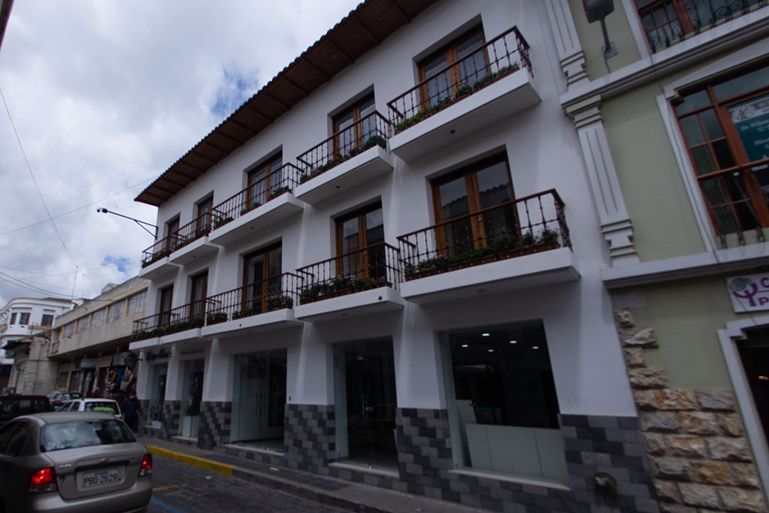 REEC Latacunga Entrada