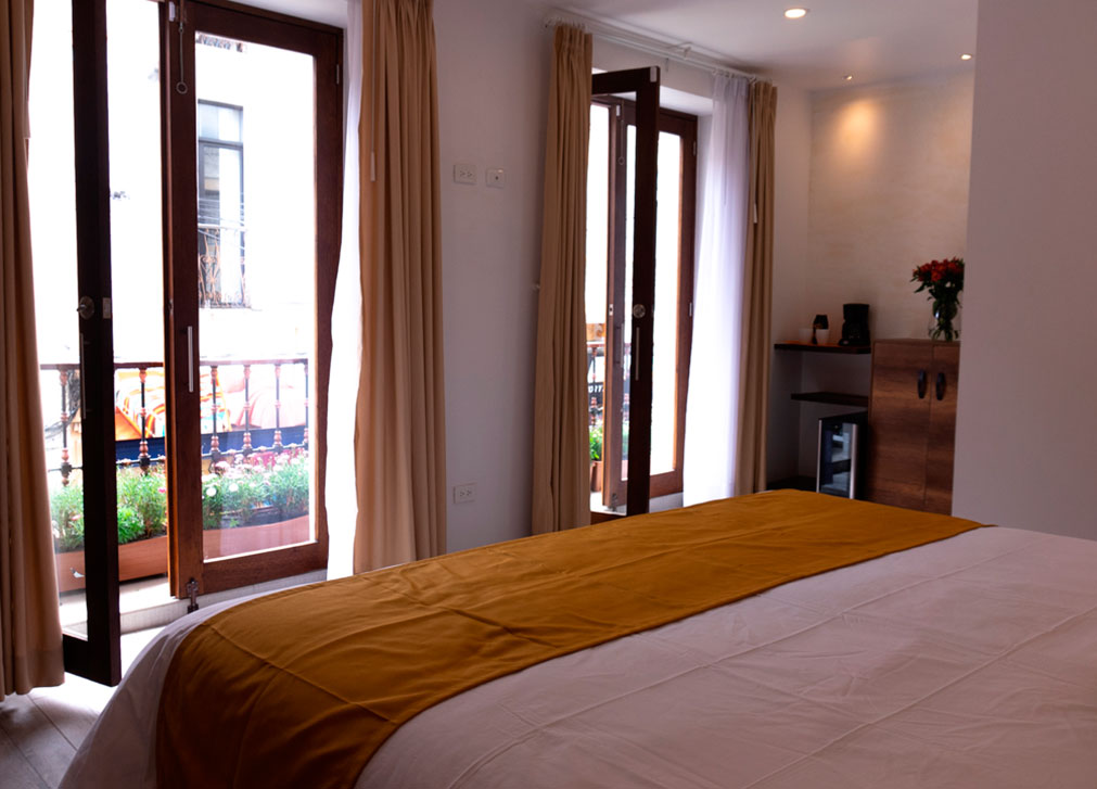 REEC Latacunga Habitaciones